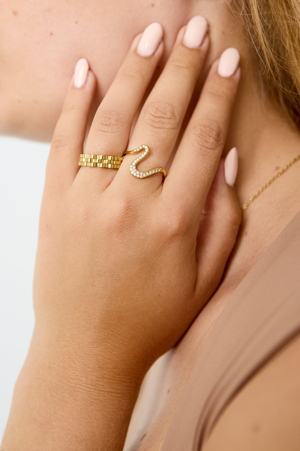 
Linear Rhinestone Ring