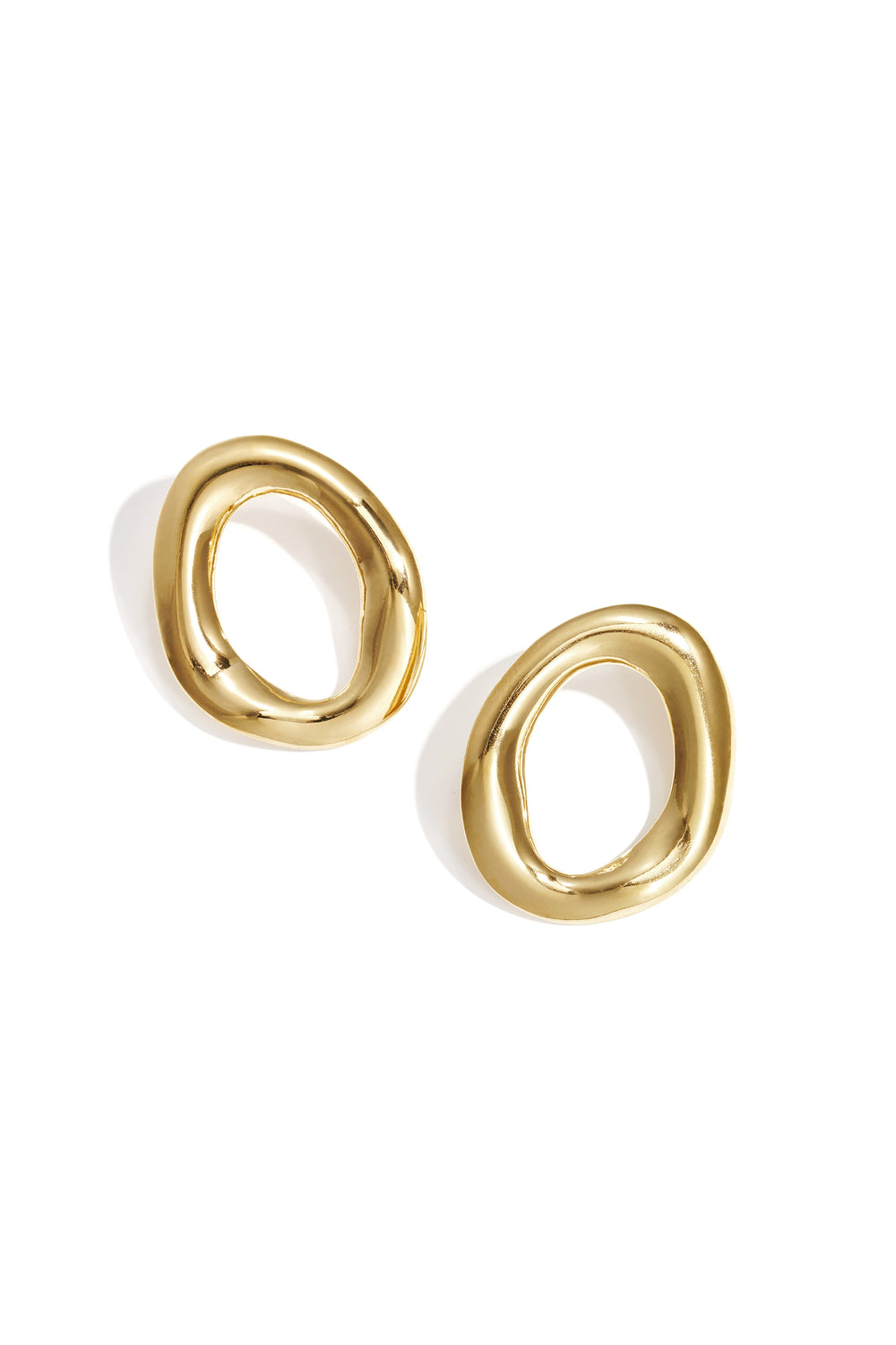 
Ovale Stud Earrings
