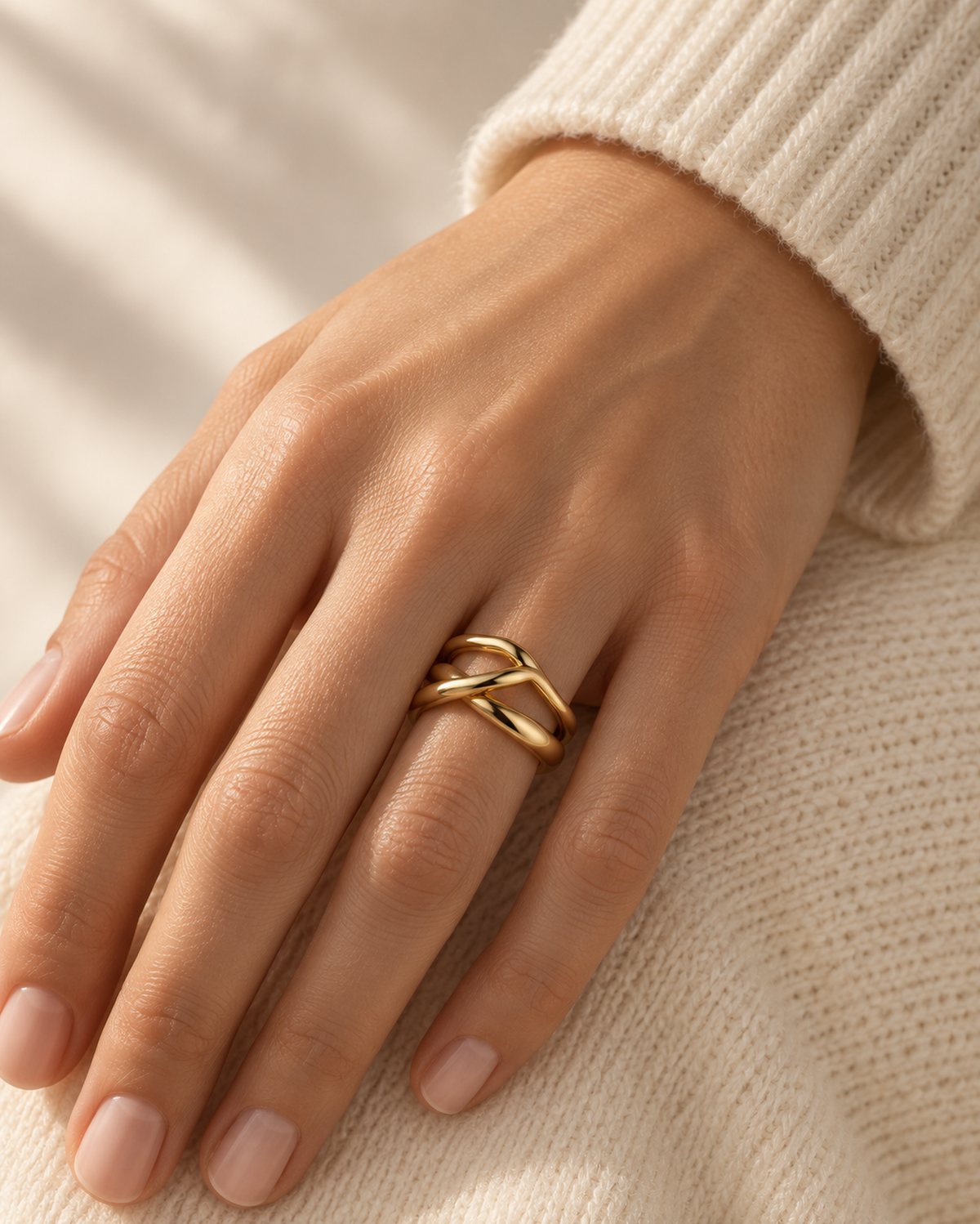 Insieme Ring Set gedragen in goudkleur