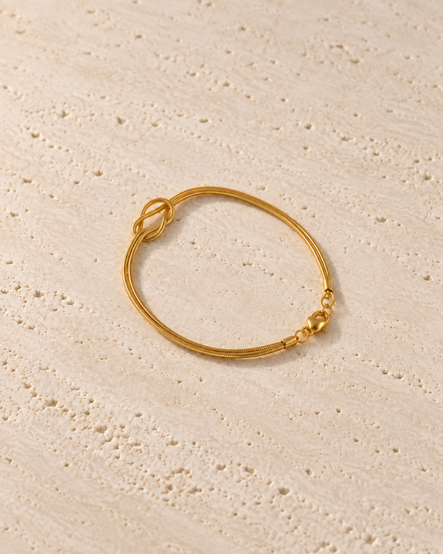 Legame Knot Bracelet