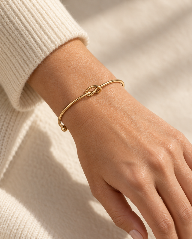 Legame Knot Cuff