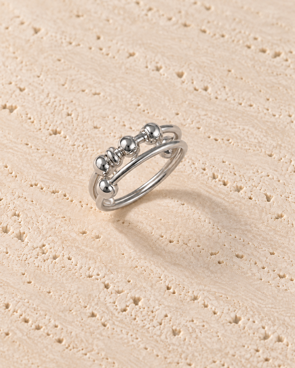 Mira Beaded Ring in gepolijst zilverkleur